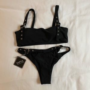 Buckle bikini